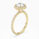 Round Scalloped Halo Pavé in 18K Yellow Gold angled