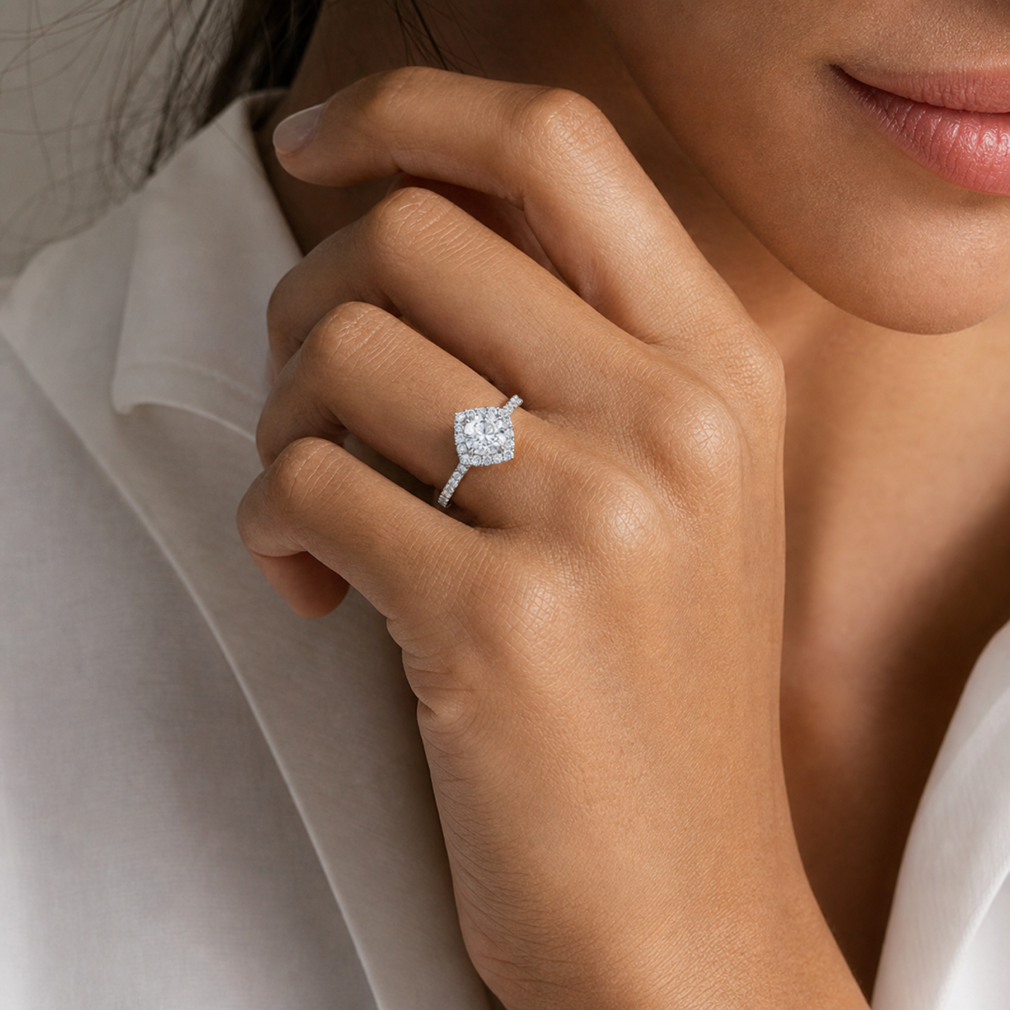 Cushion Kite Halo Baseline in 18K White Gold wearing
