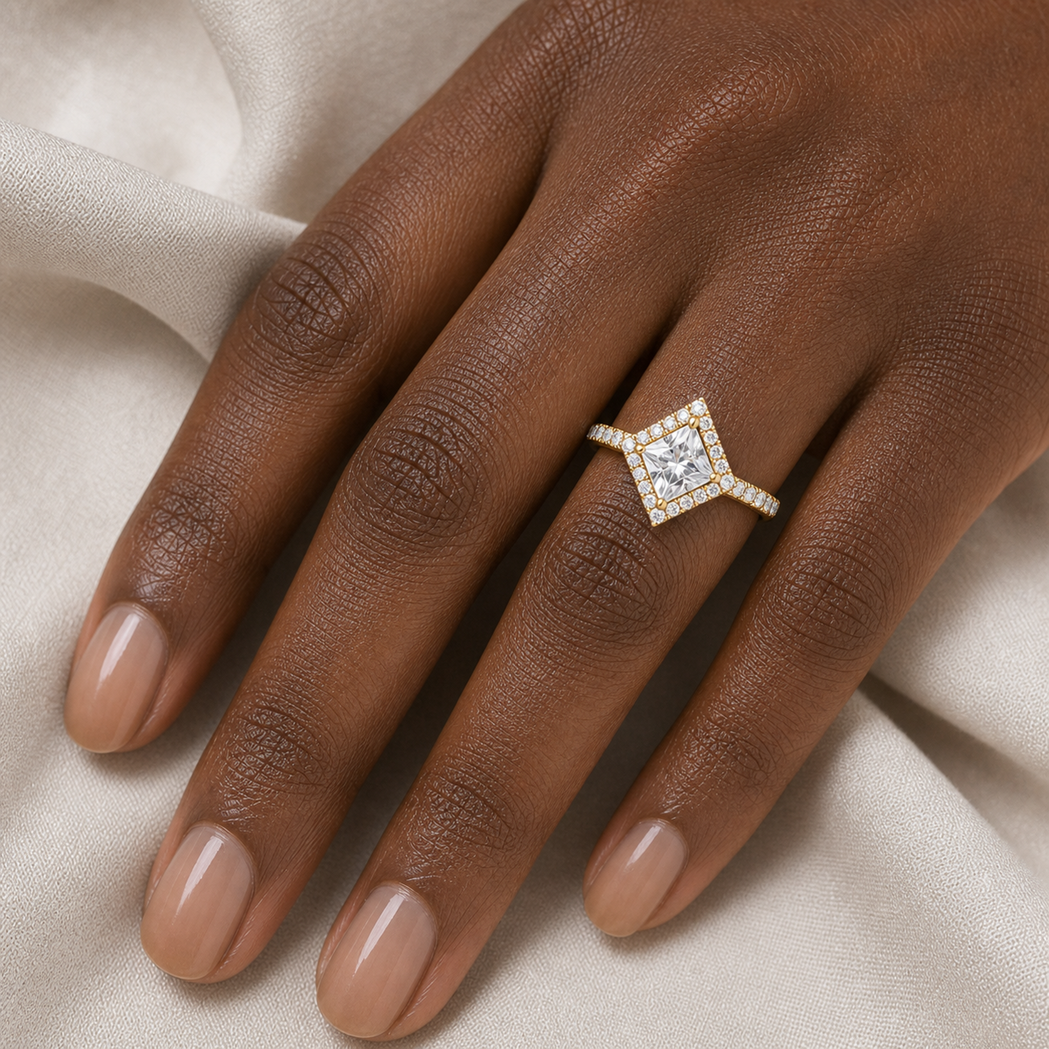 Princess Kite Halo Baseline in 18K Yellow Gold wearing