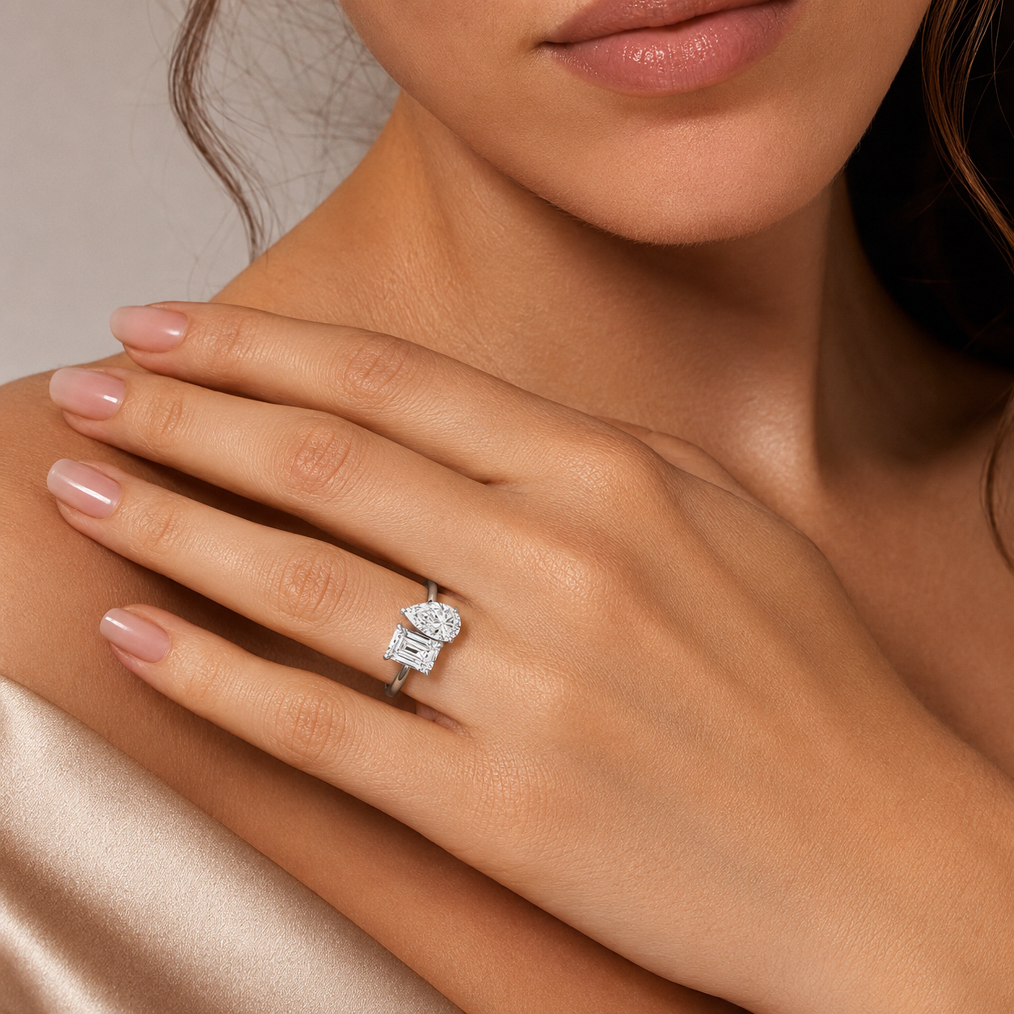 Emerald & Pear Clean Toi Et Moi in 14K White Gold wearing