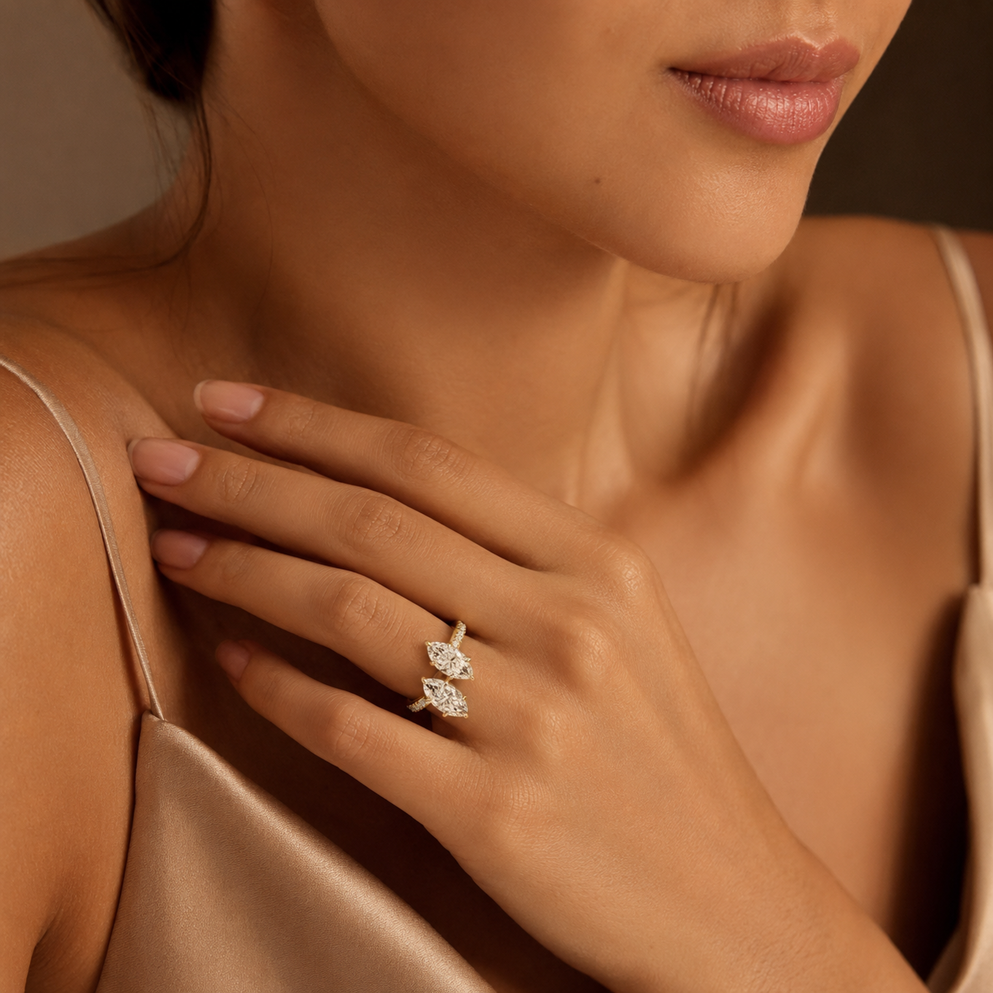 Marquise & Marquise Parallel Pavé Toi Et Moi in 18K Yellow Gold wearing