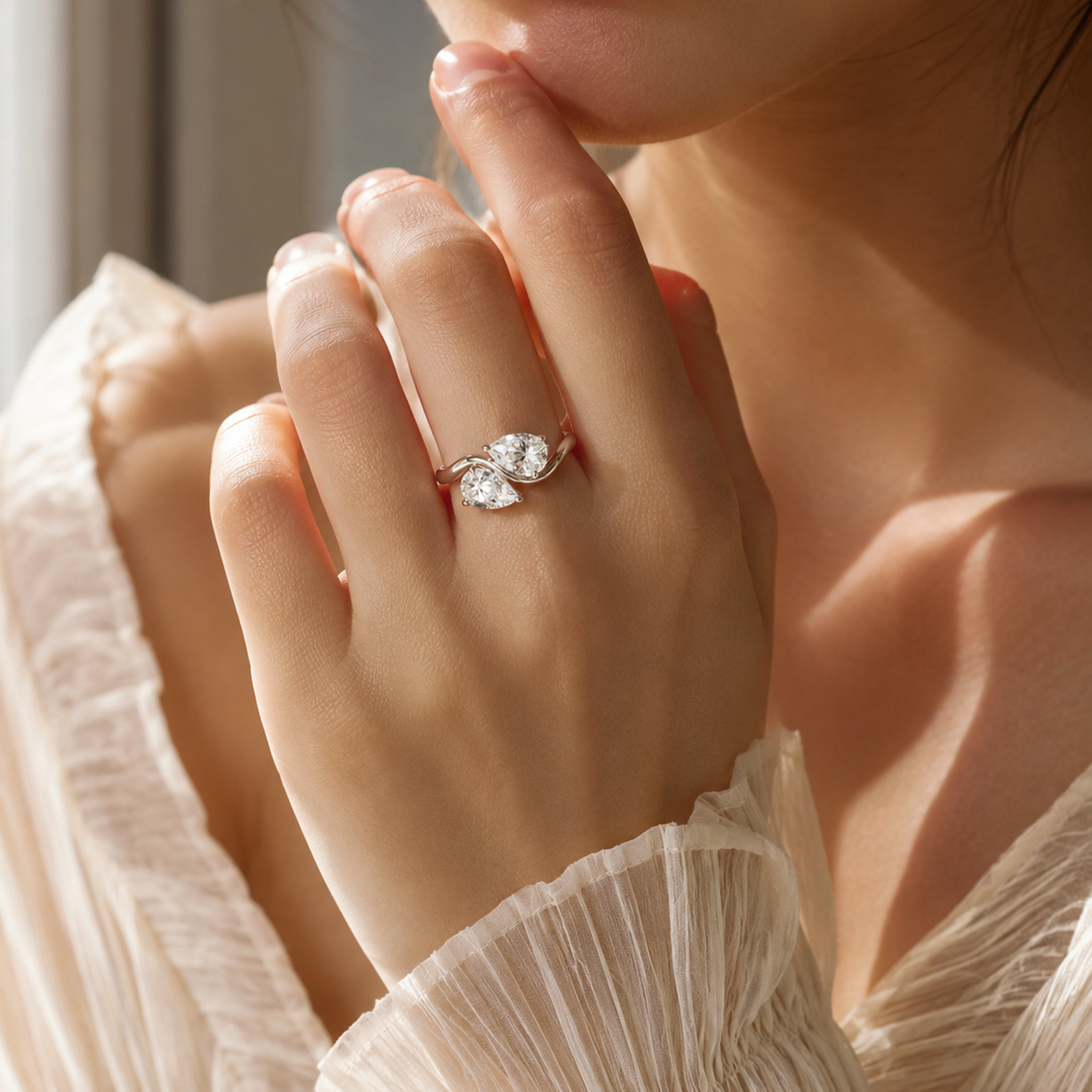 Pear & Pear Crossover Toi Et Moi Plain in 14K White Gold wearing