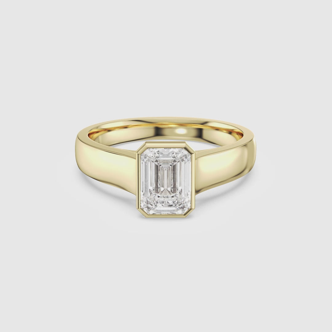 Emerald Wide Tapered Bezel Solitaire spin video
